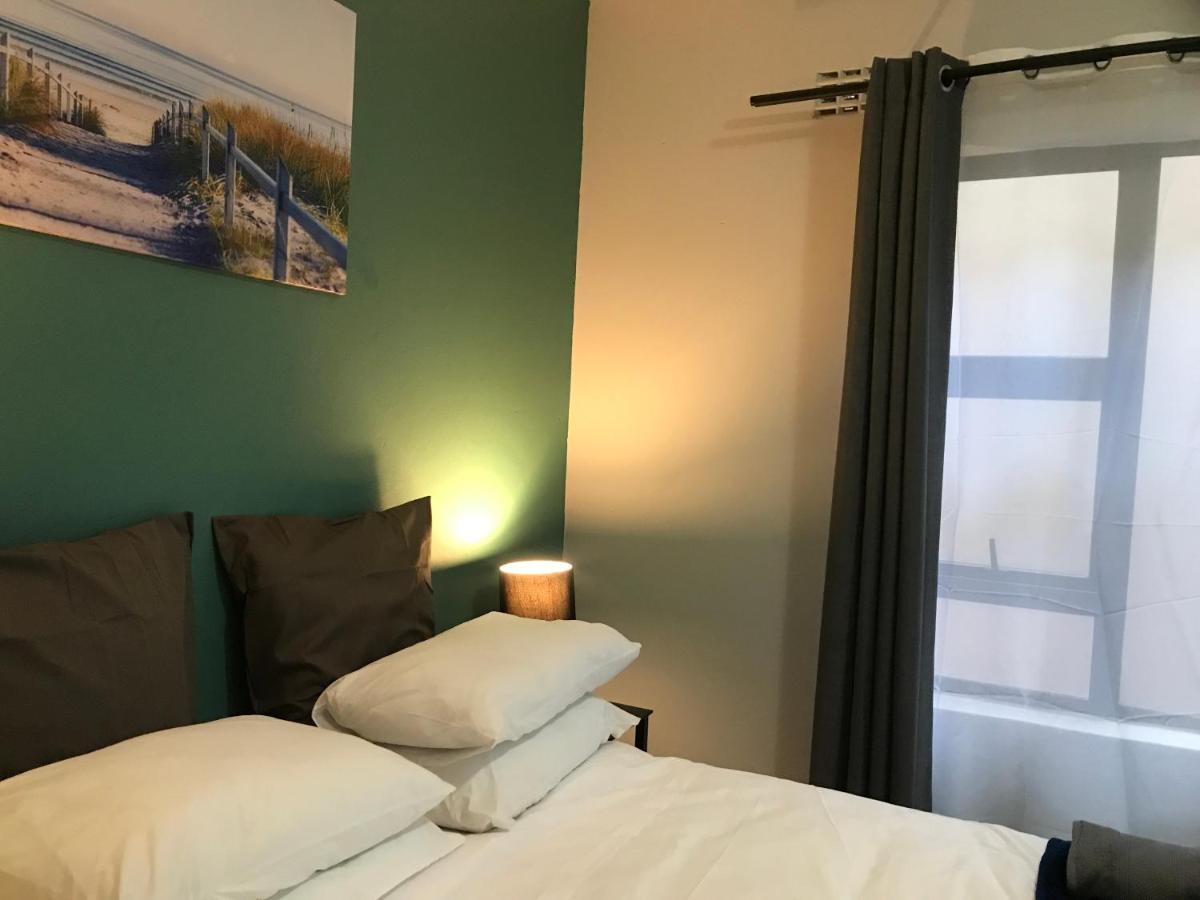 Aluve Quarto em Acomodações Particulares *